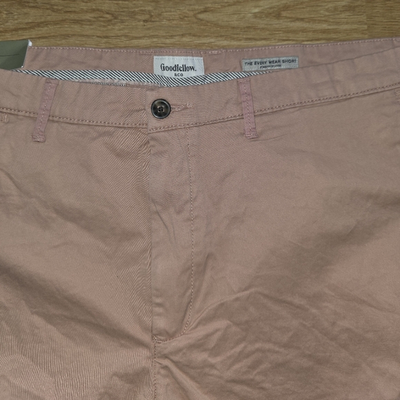 Goodfellow & Co Flat Front The Every Wear Shorts Coral Pink Size 42 NWT D-2846 - Picture 4 of 6